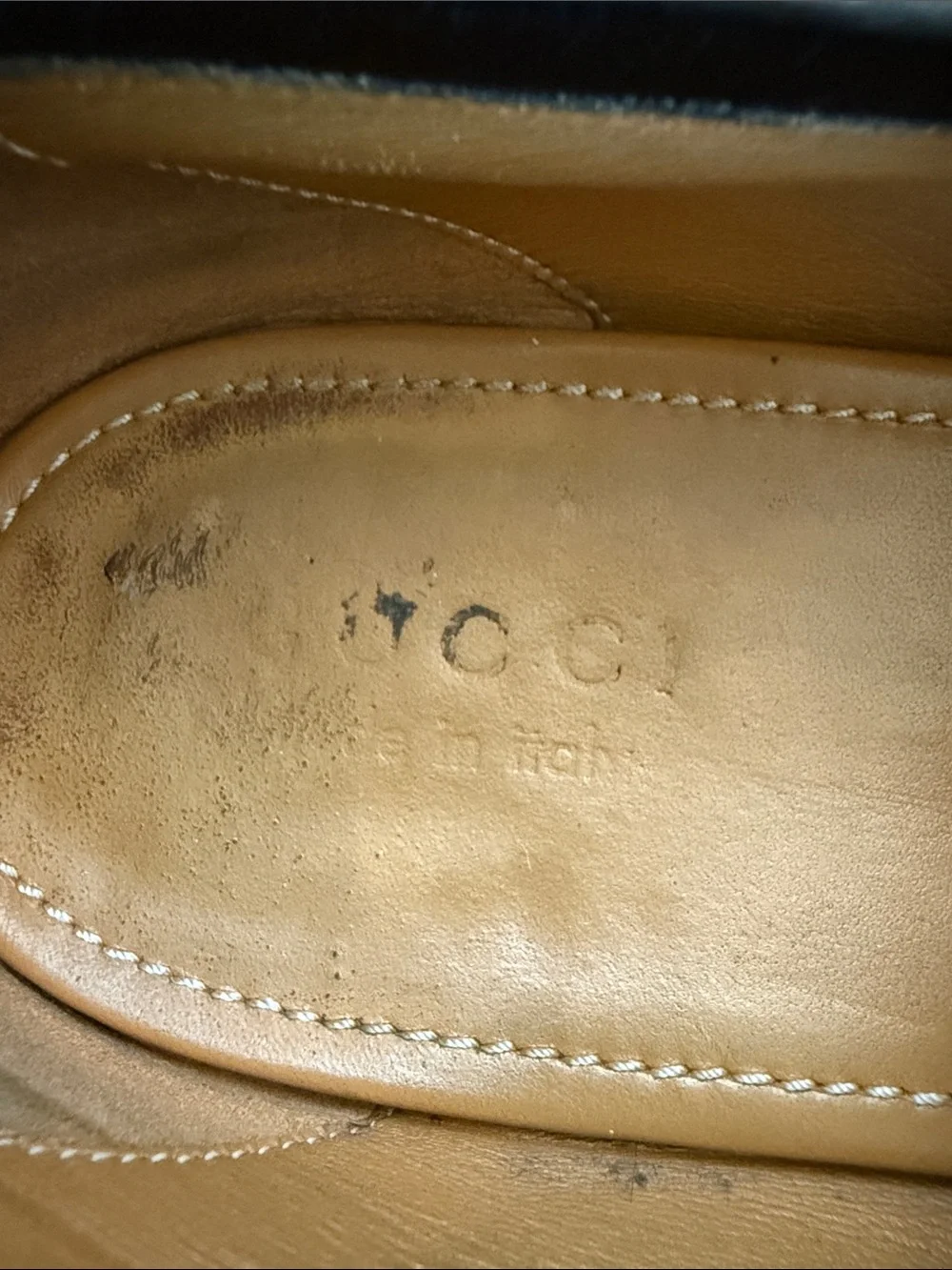 Z Gucci Men 9.5 Black Leather Loafers with Red and Green and Gold Horsebit
